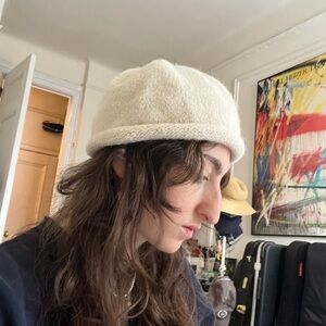 Lauren Manoogian beige Crown Beanie